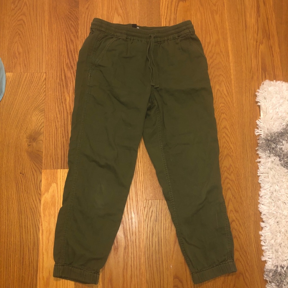 Jogger like pants
